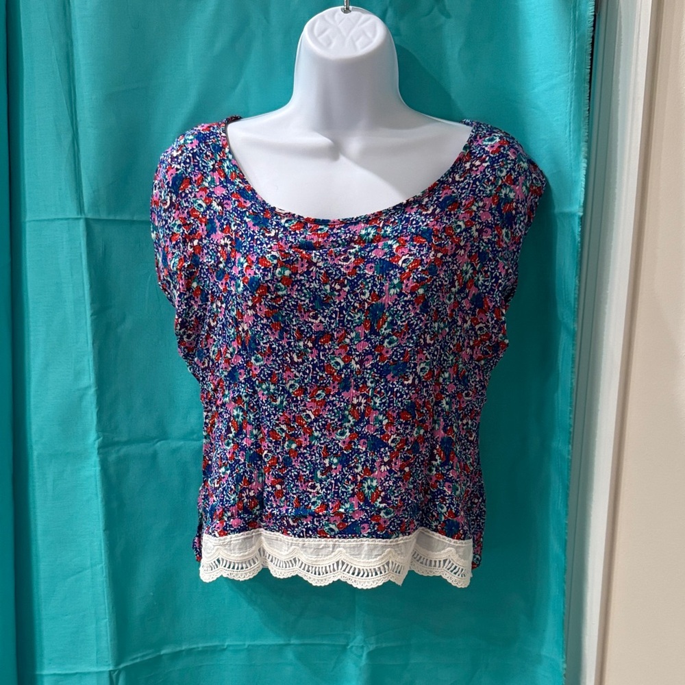 Floral Lace Trim Women's Top